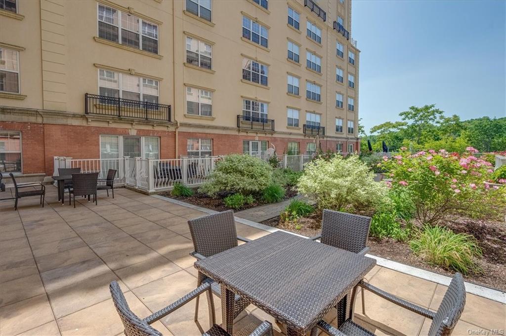 Condo Byron  Westchester, NY 10538, MLS-H6250354-27