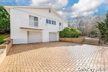 Single Family Astro  Suffolk, NY 11746, MLS-3520882-27