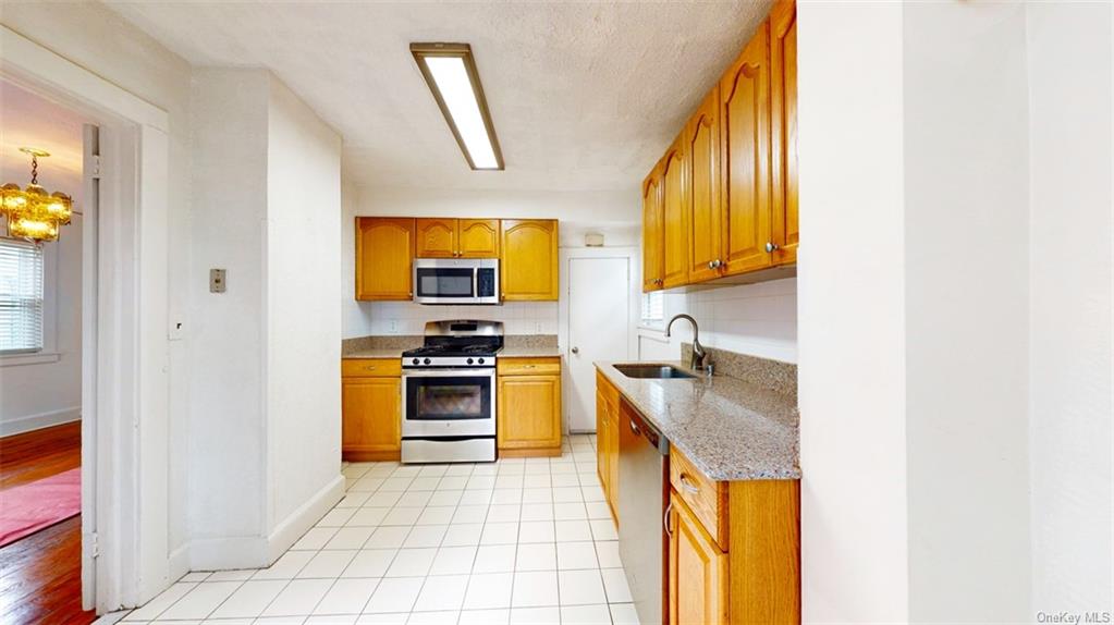 Apartment Brown  Westchester, NY 10583, MLS-H6250904-27