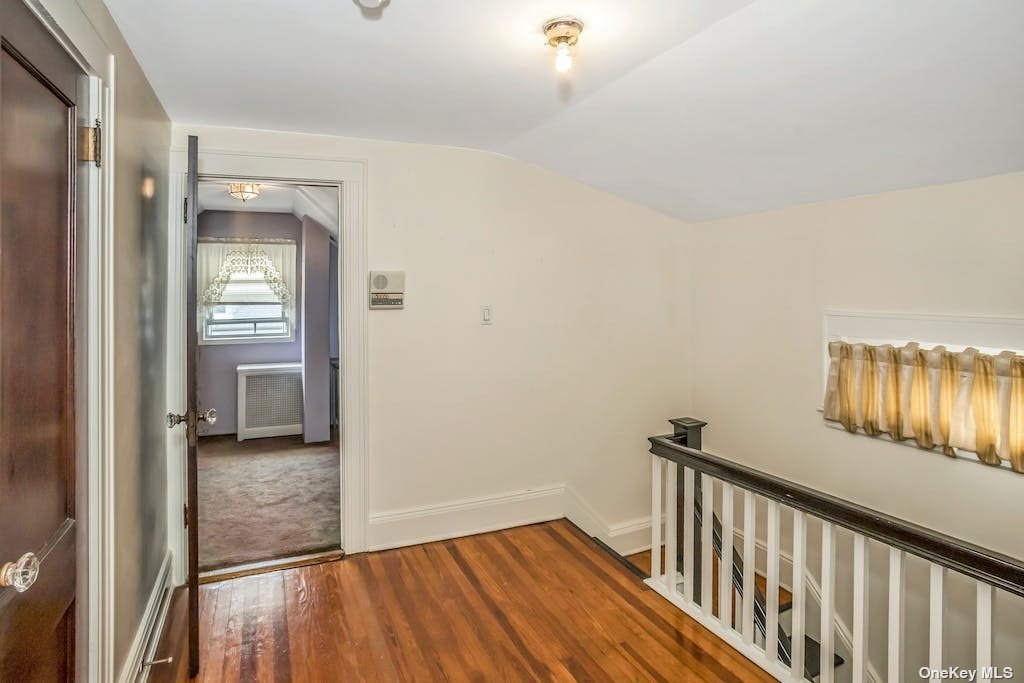 Single Family Avenue R  Brooklyn, NY 11229, MLS-3497922-27