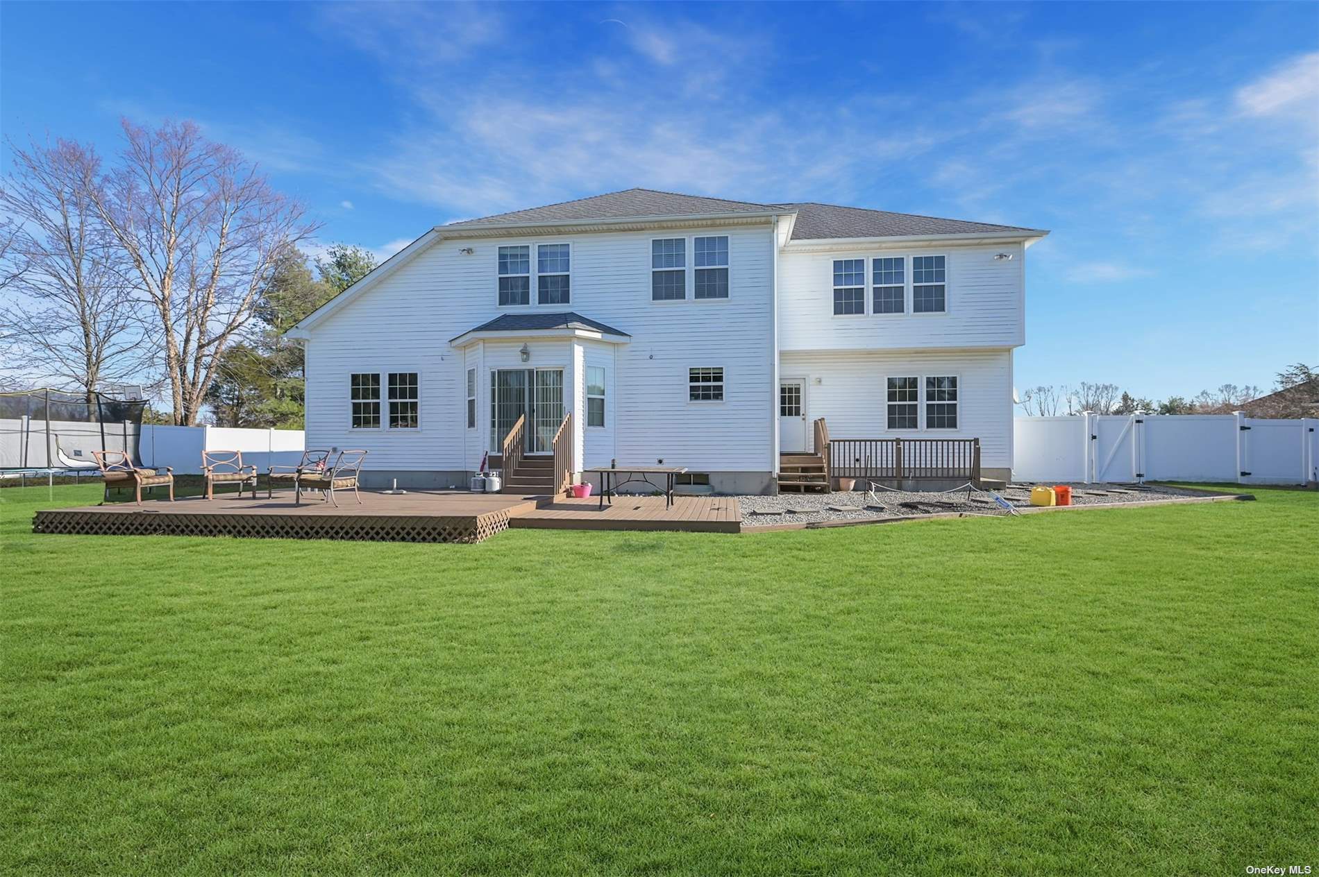 Single Family Island  Suffolk, NY 11766, MLS-3521000-28