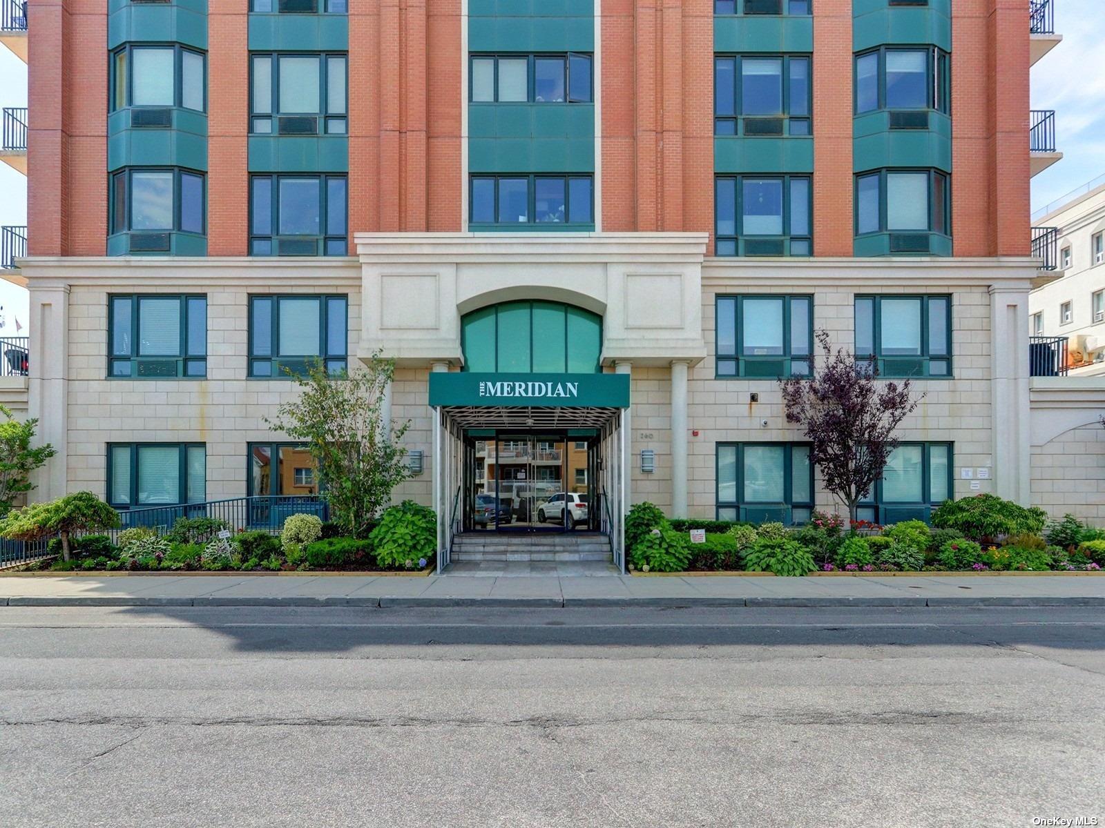 Condo Broadway  Nassau, NY 11561, MLS-3489254-28