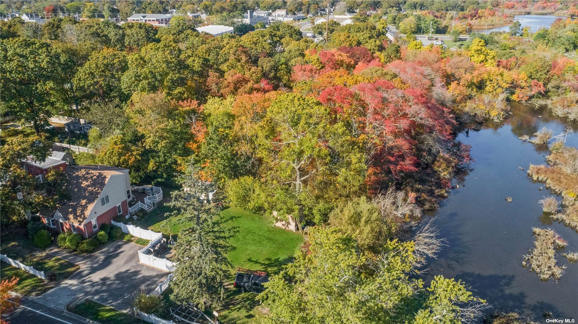 Single Family Swezey  Suffolk, NY 11772, MLS-3512585-29