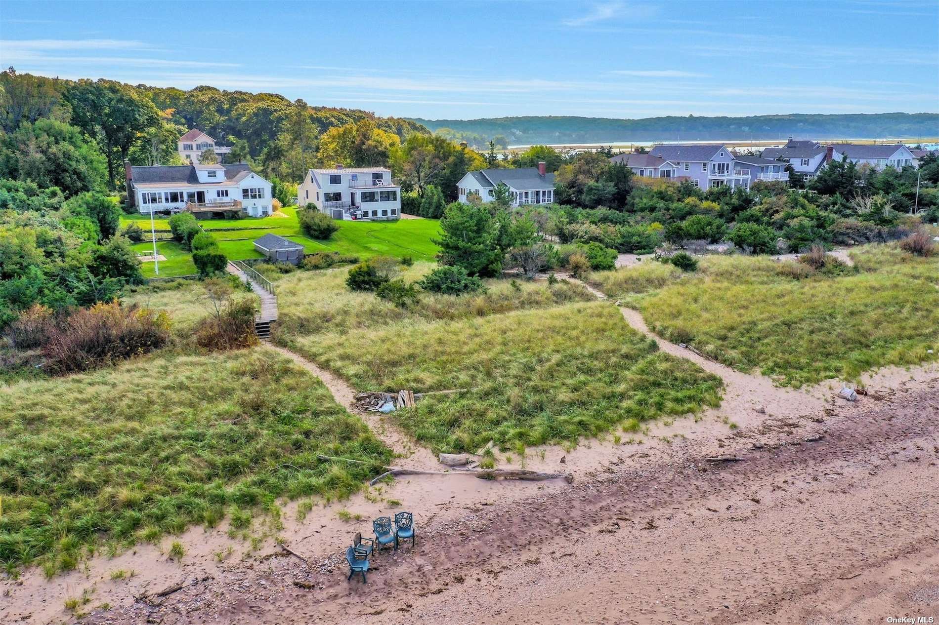 Single Family Harbor Beach  Suffolk, NY 11764, MLS-3511775-29