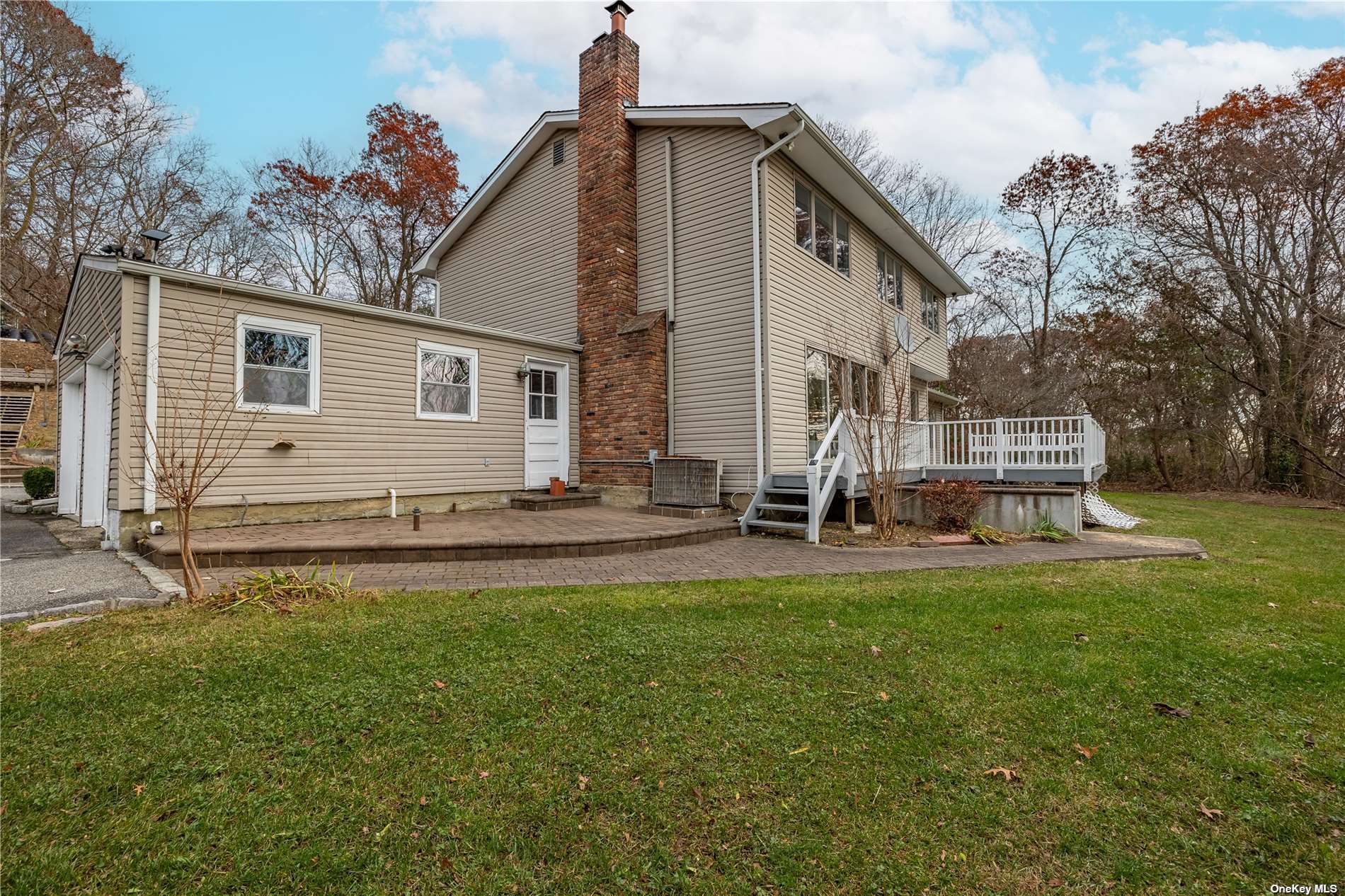 Single Family Holly  Suffolk, NY 11747, MLS-3519949-29