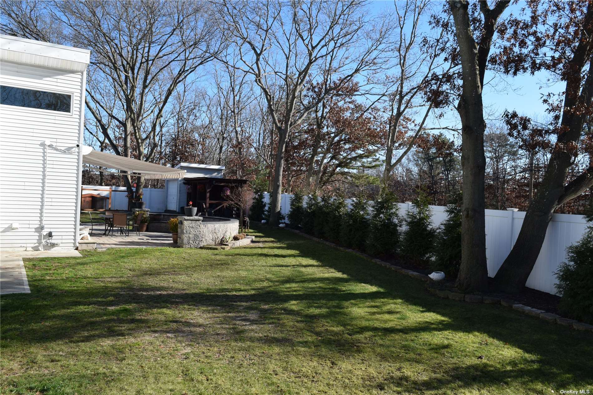 Single Family Lad  Suffolk, NY 11763, MLS-3516964-29