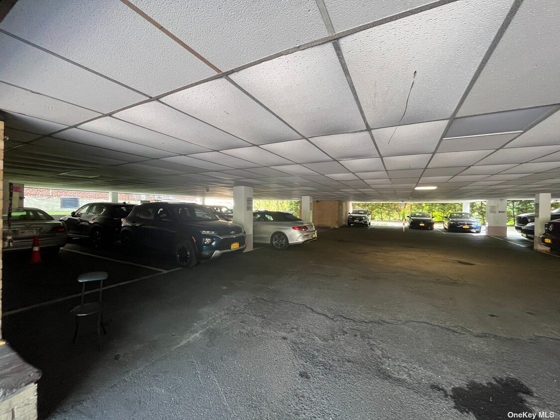 Commercial Lease Barstow Road  Nassau, NY 11021, MLS-3501036-3