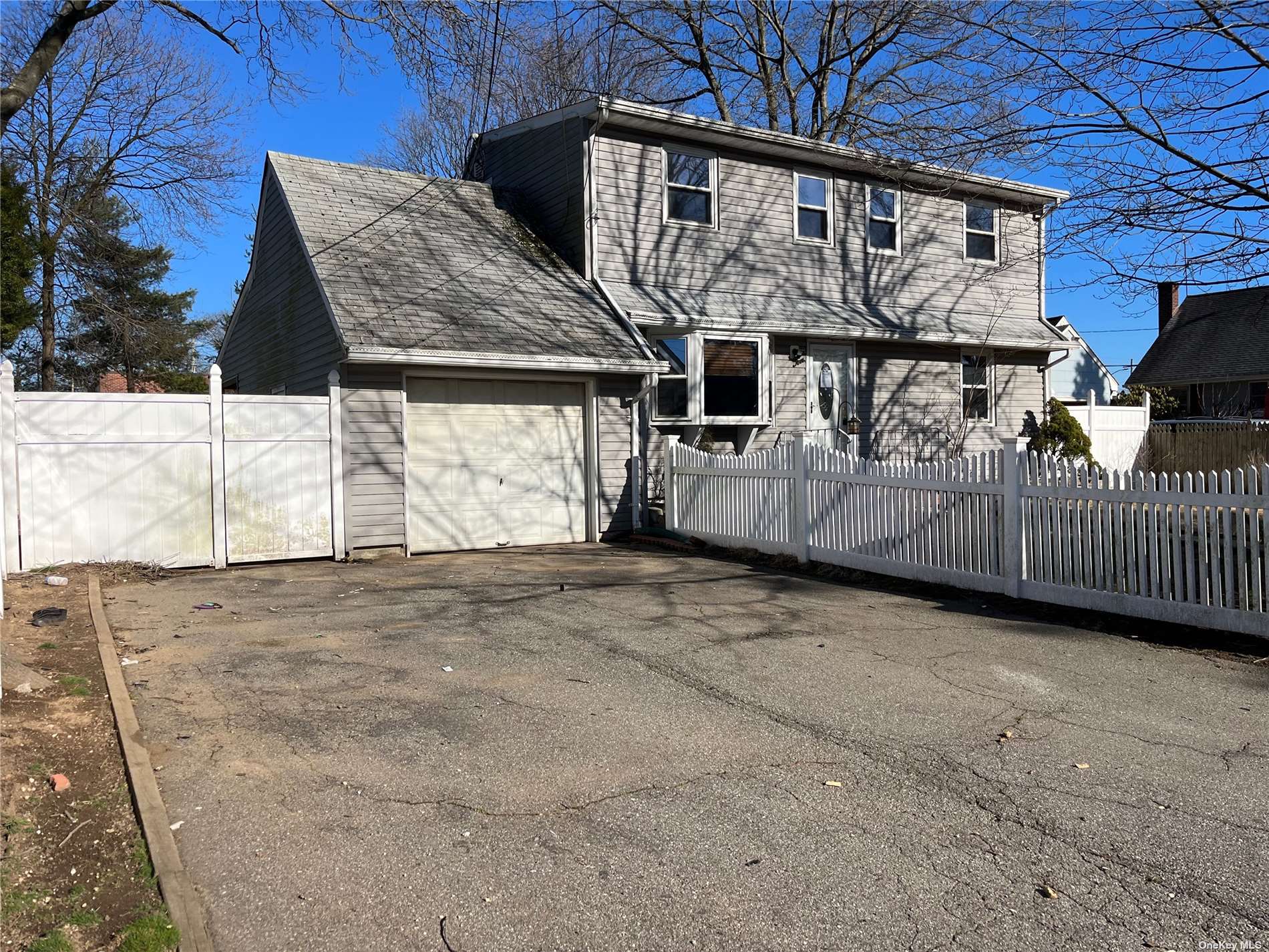 Single Family Field  Suffolk, NY 11746, MLS-3467045-3