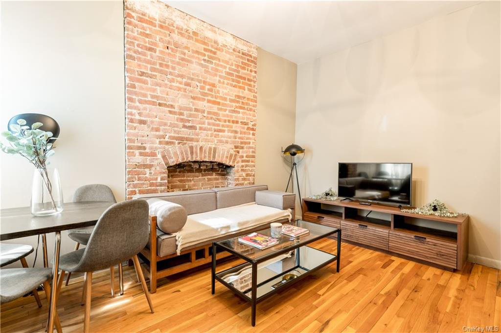 Apartment 83rd  Manhattan, NY 10024, MLS-H6265063-3