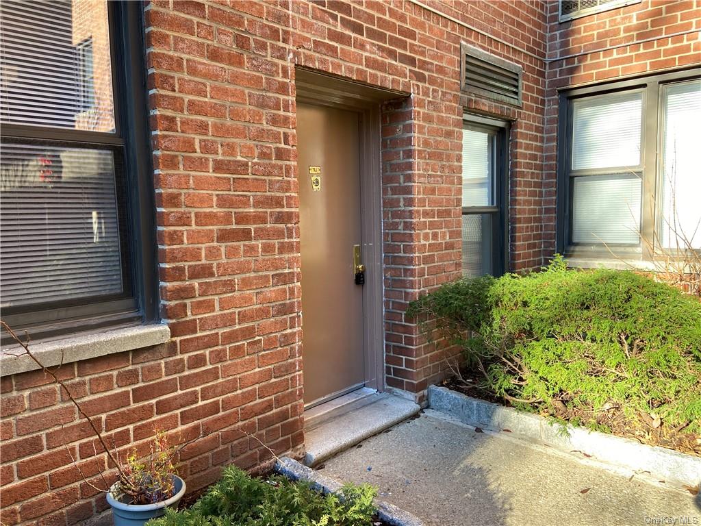 Apartment Lake  Westchester, NY 10603, MLS-H6281094-3