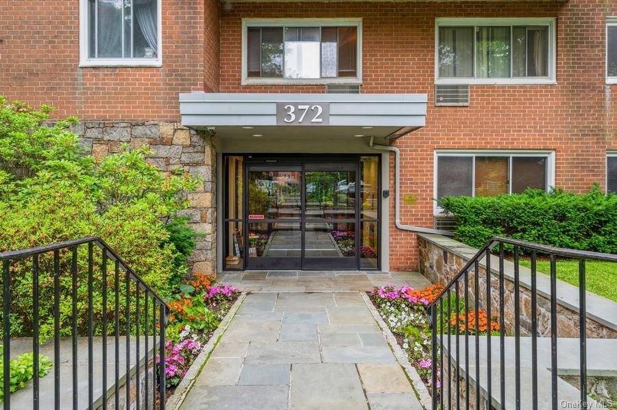 Apartment Central Park  Westchester, NY 10583, MLS-H6263100-3