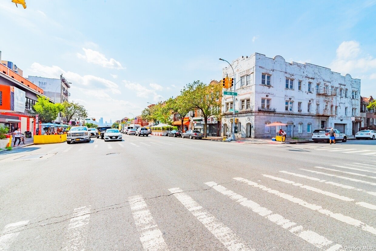 Commercial Lease Northern  Queens, NY 11372, MLS-3510132-3