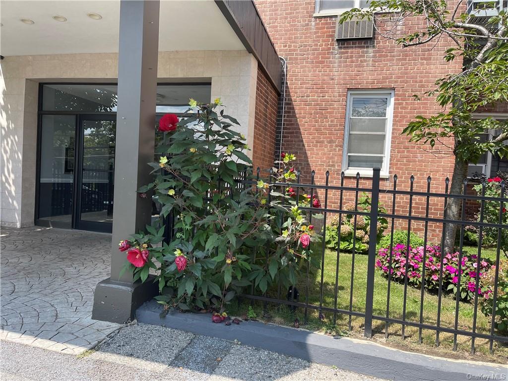Coop Bronx River  Westchester, NY 10704, MLS-H6264230-3