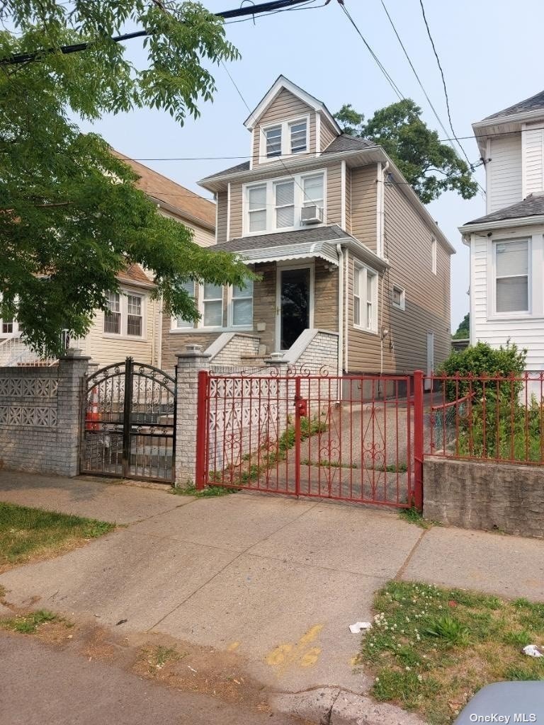 Single Family 116th.  Queens, NY 11436, MLS-3483341-3