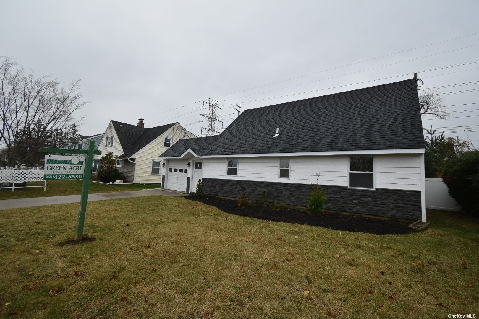 Single Family Meridian  Nassau, NY 11756, MLS-3519380-3