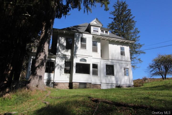 Single Family Hessinger Lare  Sullivan, NY 12724, MLS-H6273443-3