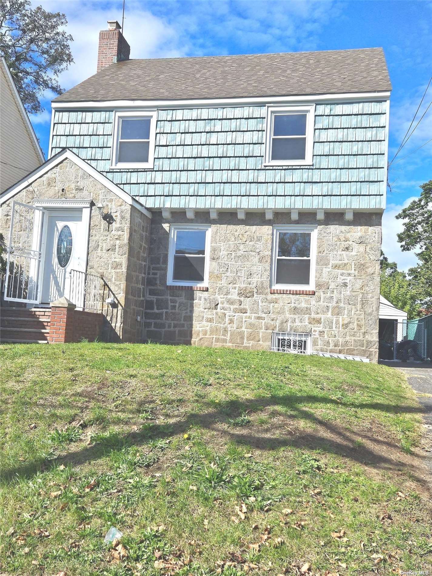 Single Family 227th  Queens, NY 11413, MLS-3514445-3