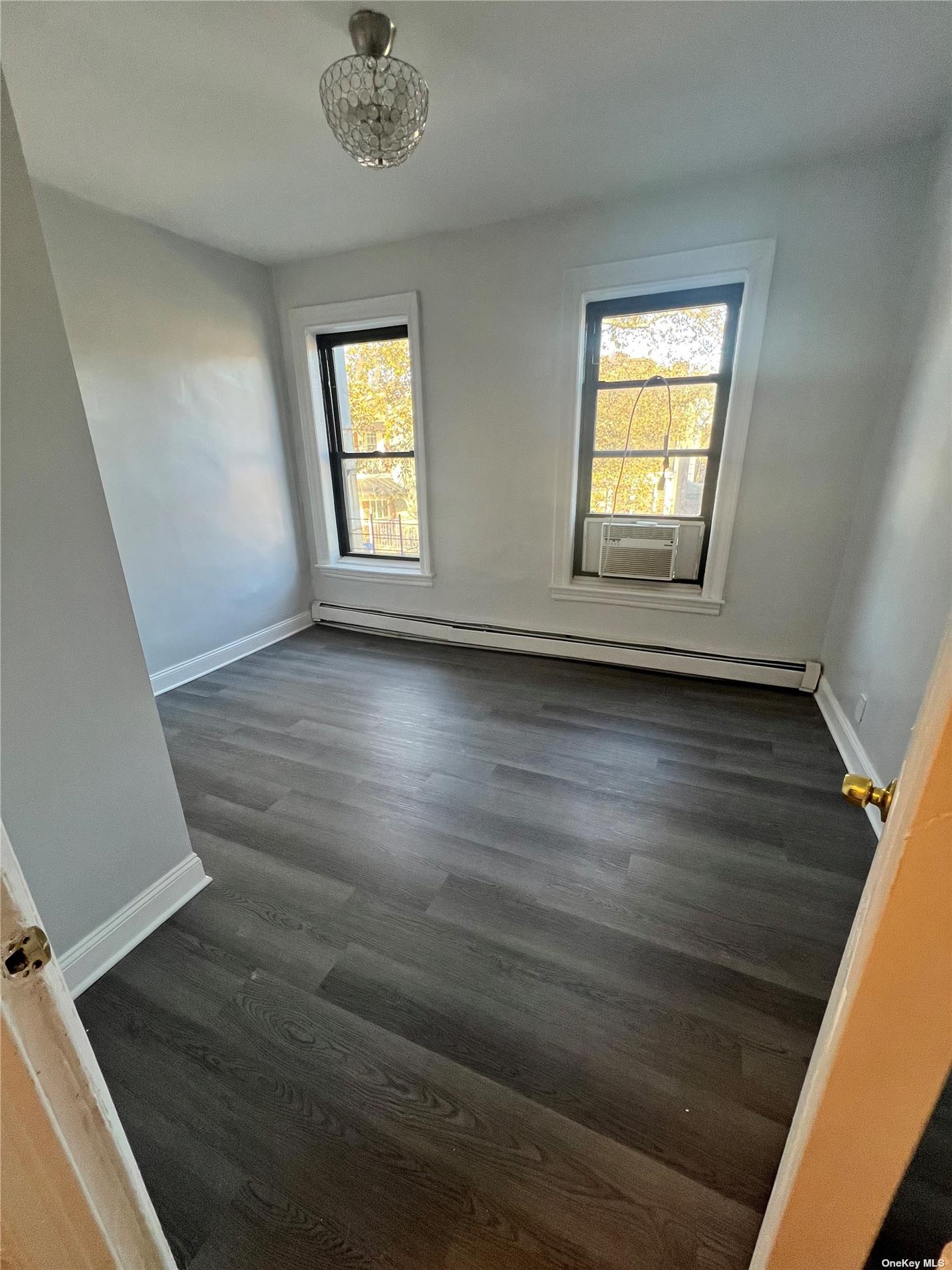 Apartment Grafton Street  Brooklyn, NY 11212, MLS-3505446-3
