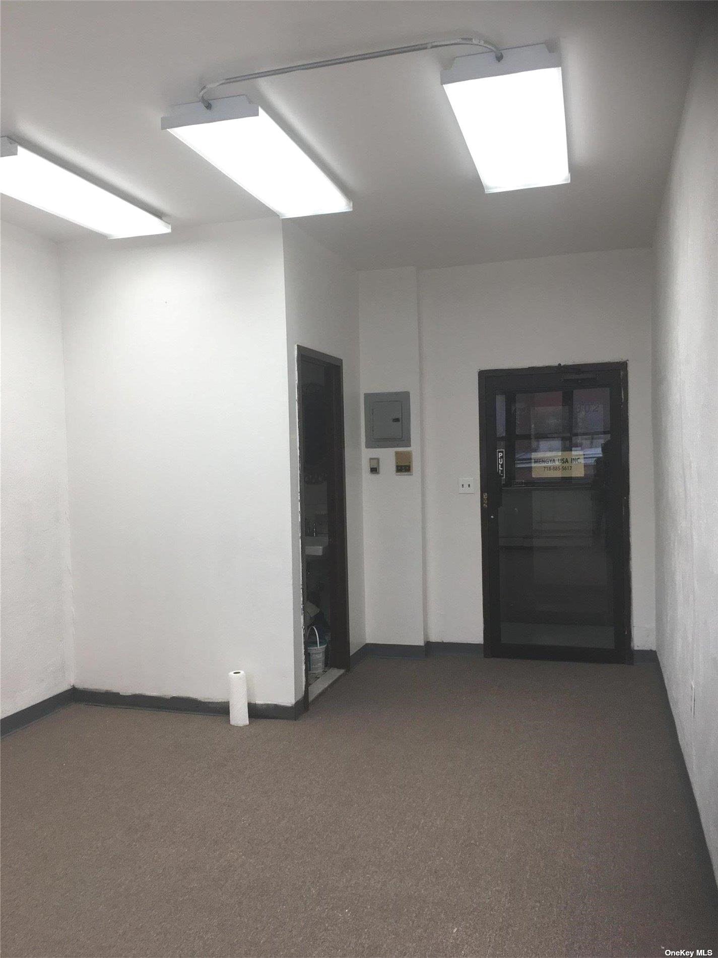 Commercial Lease Roosevelt  Queens, NY 11354, MLS-3434468-3