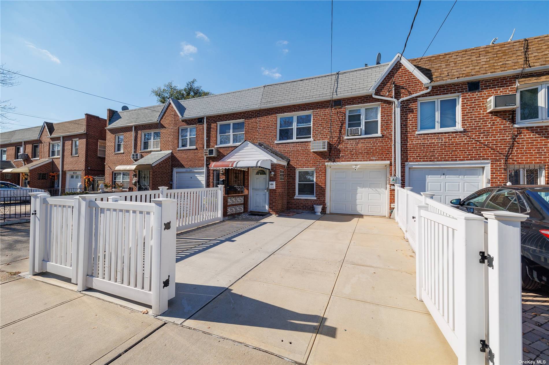 Single Family Centreville  Queens, NY 11417, MLS-3514506-3