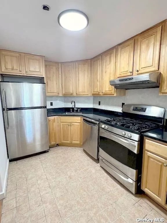 Condo Sanford  Queens, NY 11355, MLS-3503593-3