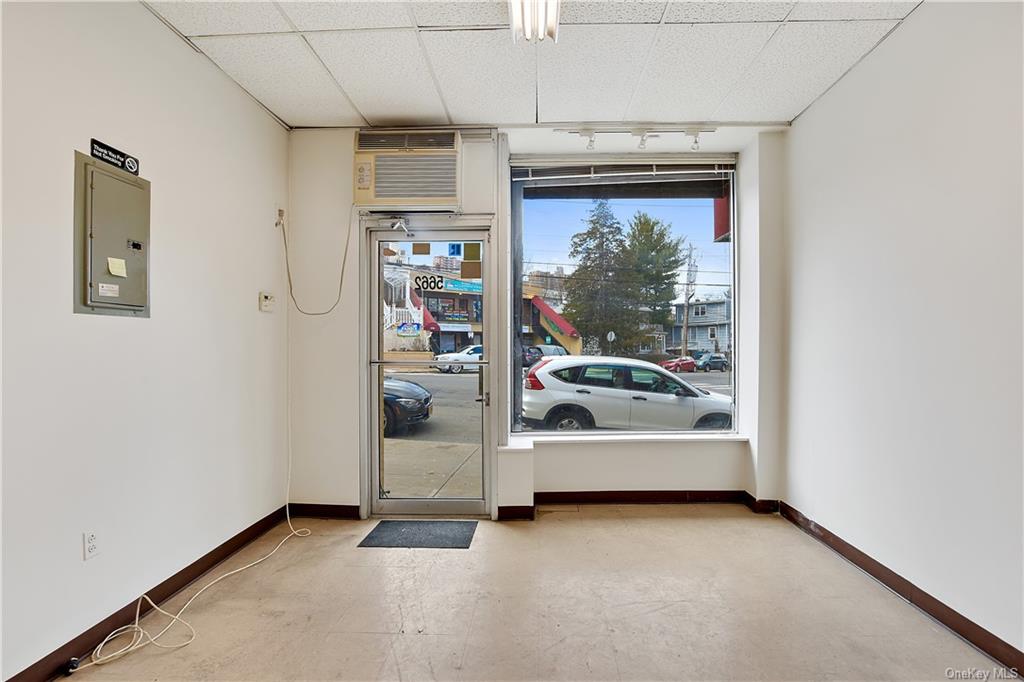 Commercial Lease Mosholu  Bronx, NY 10471, MLS-H6243623-3