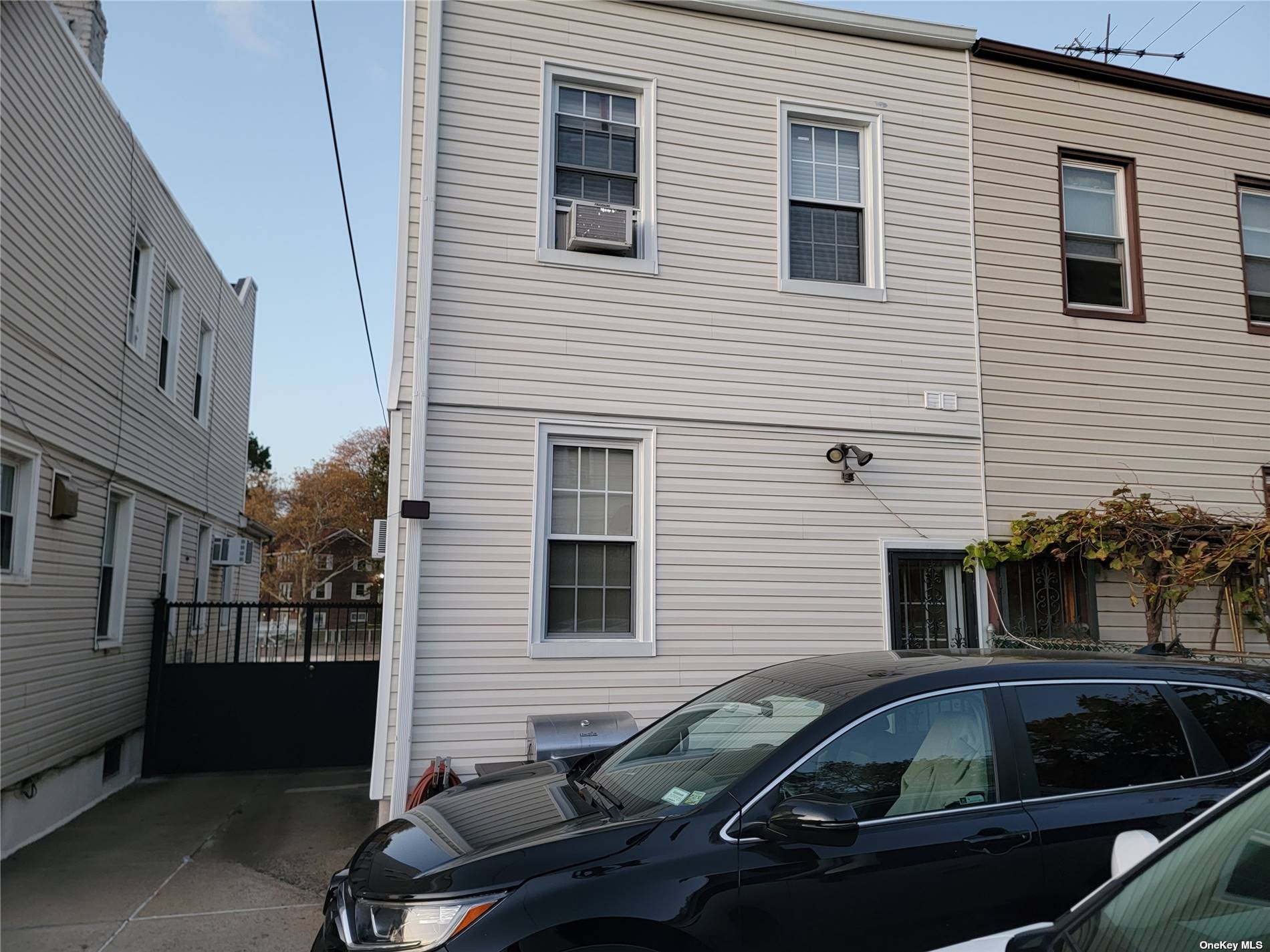 Single Family Grand Central  Queens, NY 11432, MLS-3513638-3