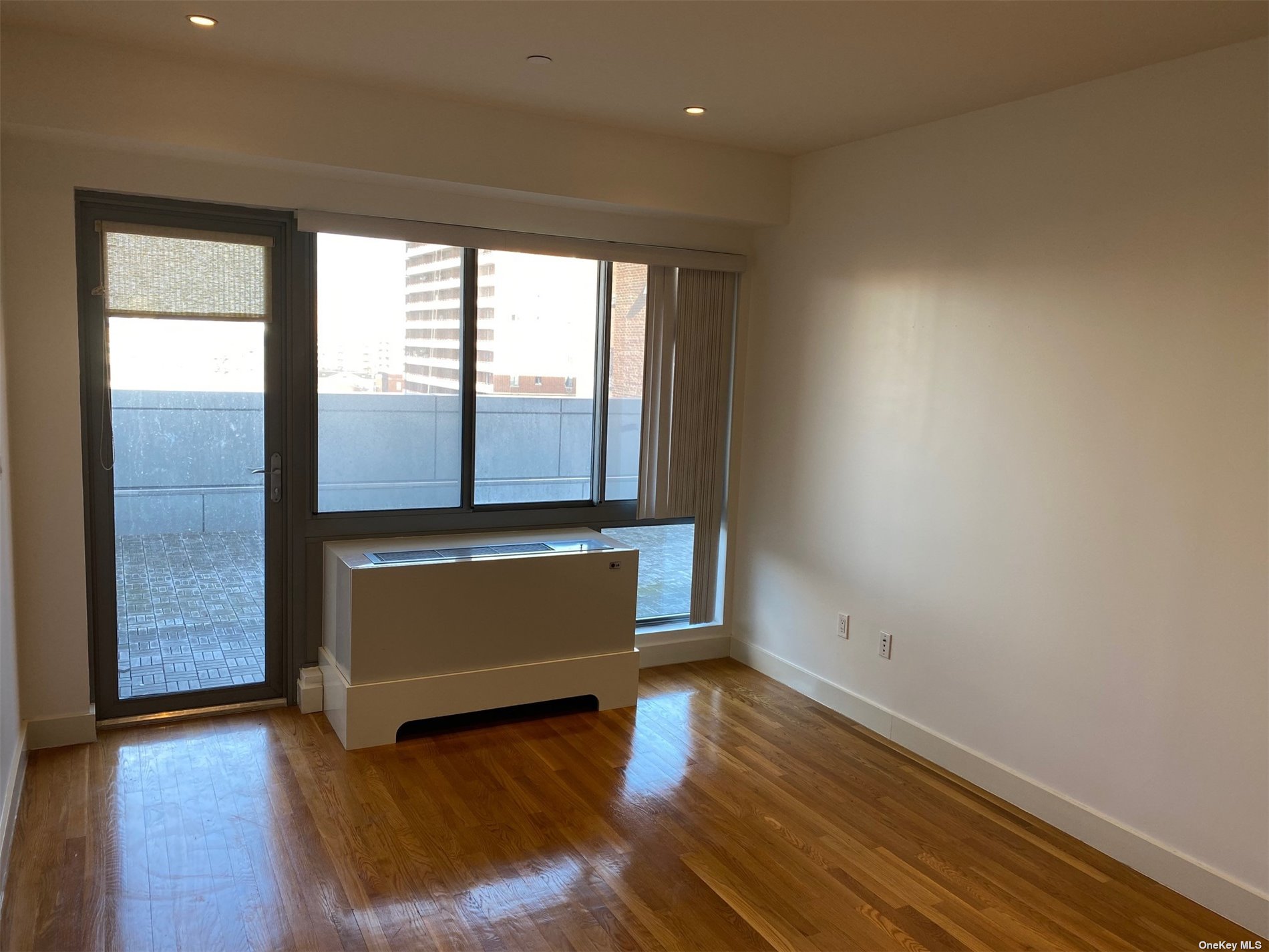 Condo Main Street  Queens, NY 11355, MLS-3473654-3