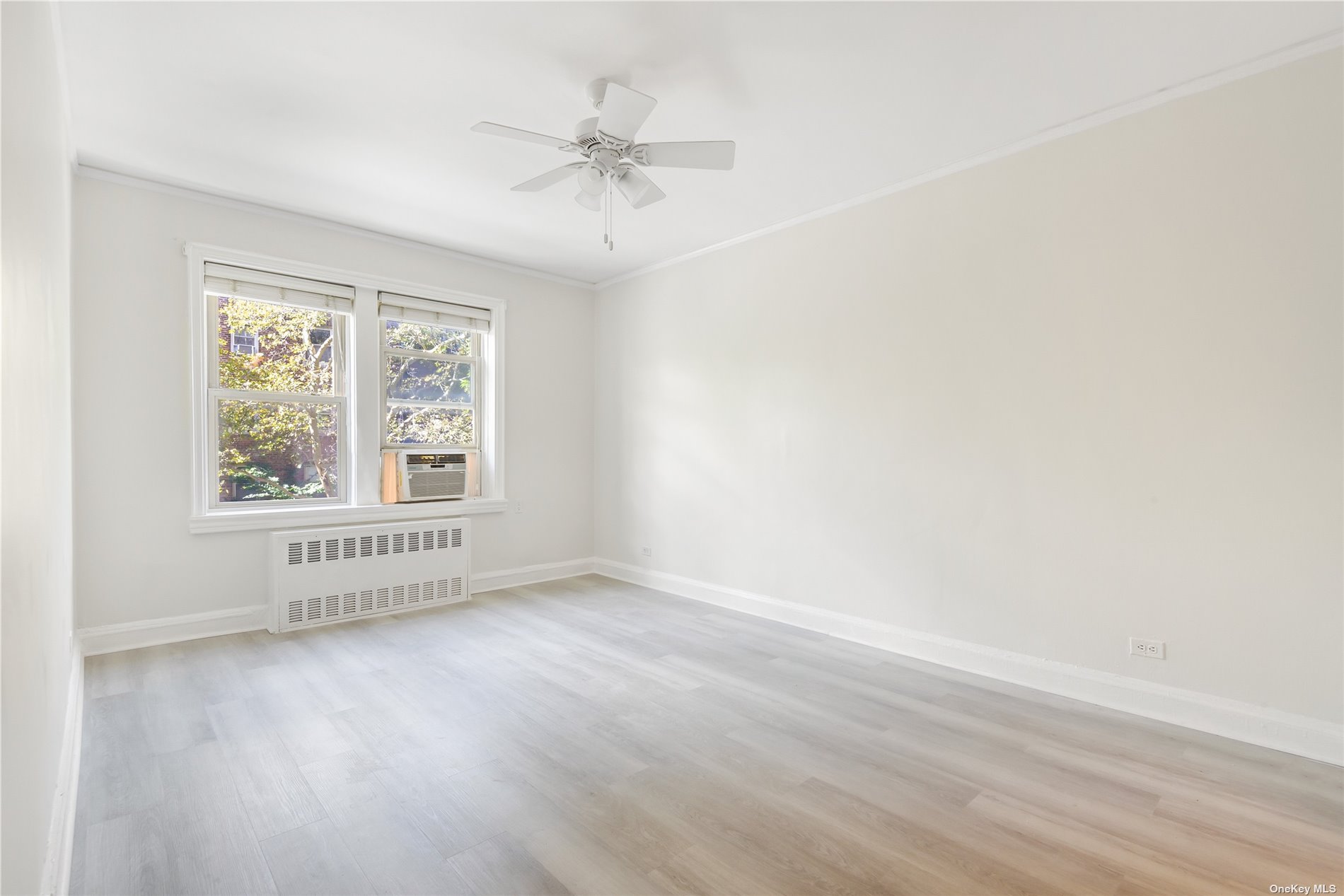 Coop 43rd St  Queens, NY 11377, MLS-3510662-3