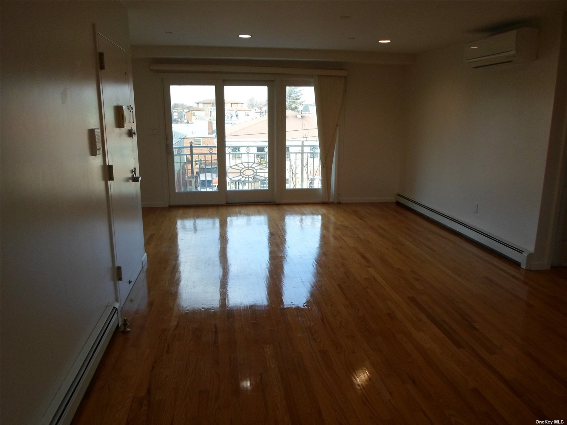 Condo 25th Ave  Queens, NY 11356, MLS-3516667-3