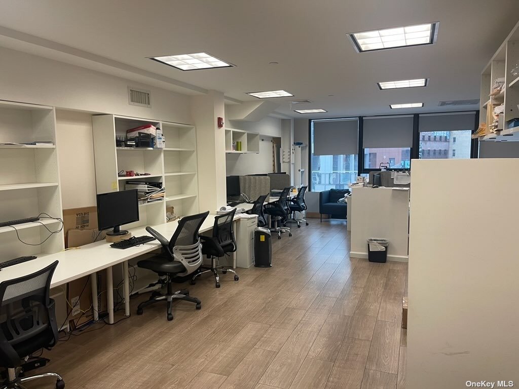 Commercial Sale Broadway  Manhattan, NY 10002, MLS-3508688-3