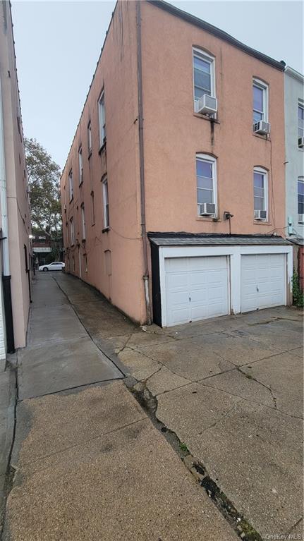 Single Family Fish  Bronx, NY 10469, MLS-H6274711-3