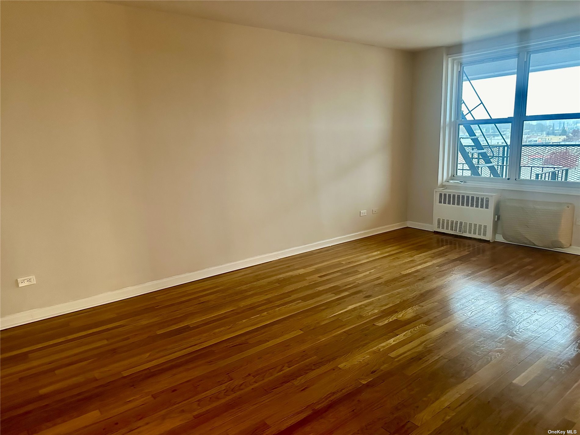 Coop 60 St  Queens, NY 11377, MLS-3517743-3