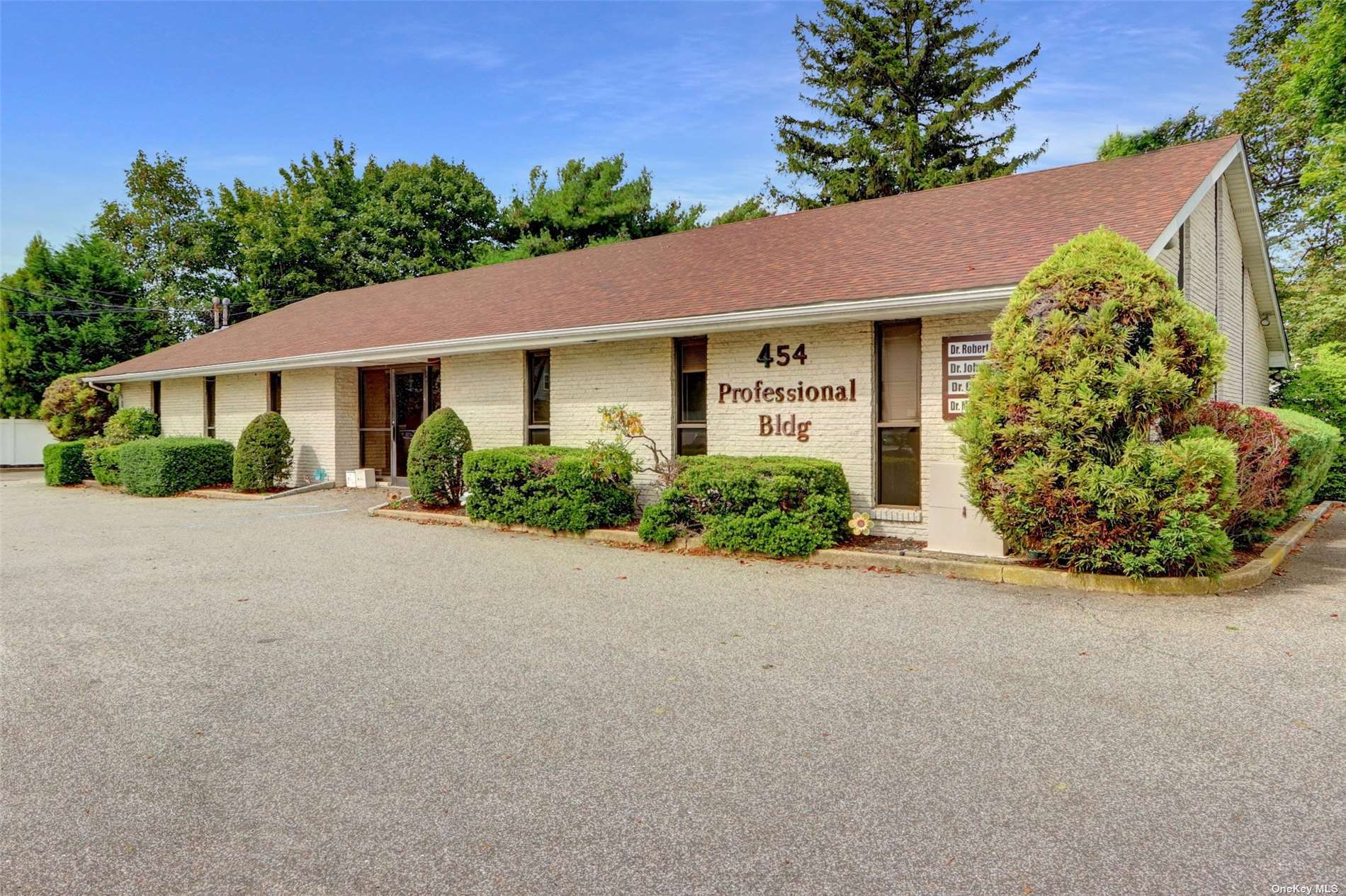 Commercial Sale Deer Park  Suffolk, NY 11702, MLS-3507755-3