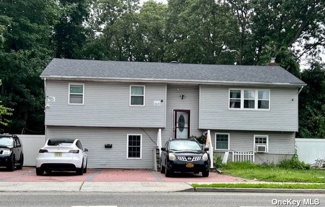 Single Family Expressway  Suffolk, NY 11741, MLS-3498773-3