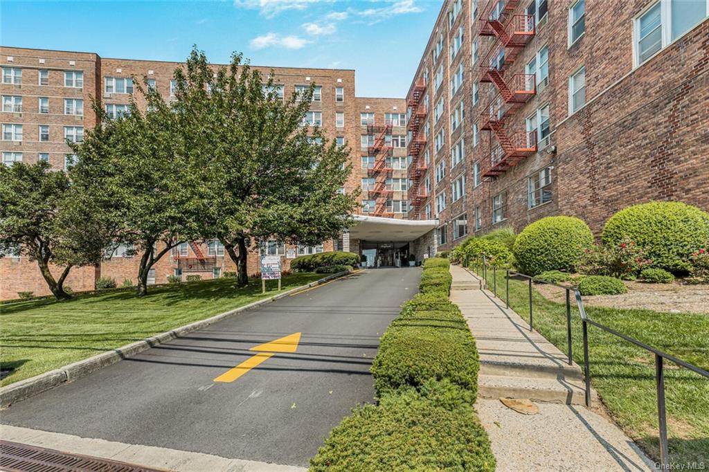 Coop Bronx River  Westchester, NY 10704, MLS-H6264802-3