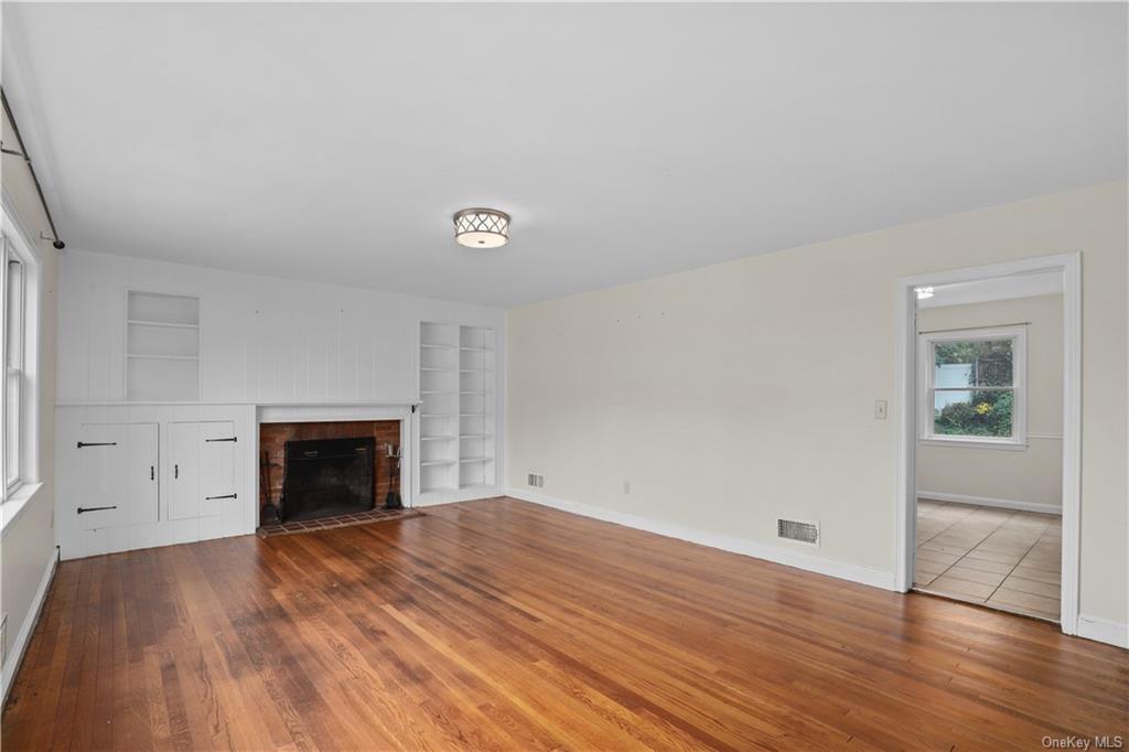 Apartment Poe  Westchester, NY 10530, MLS-H6275864-3