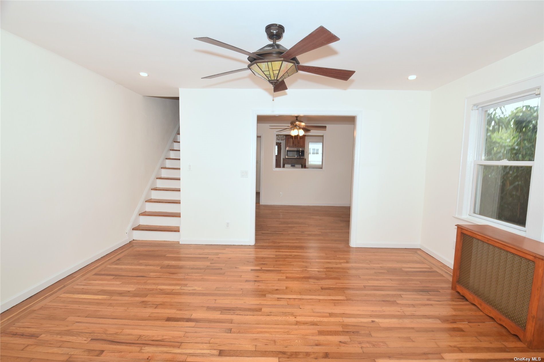 Single Family Van Nostrand  Queens, NY 11362, MLS-3490937-3