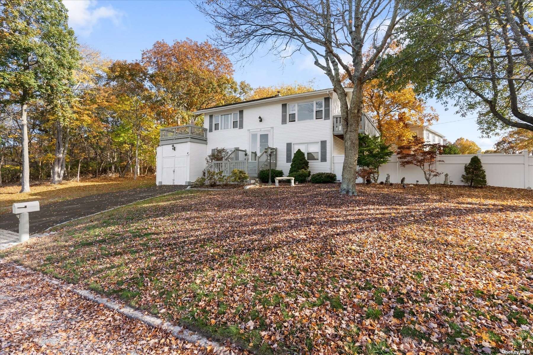 Single Family Hay  Suffolk, NY 11967, MLS-3514984-3