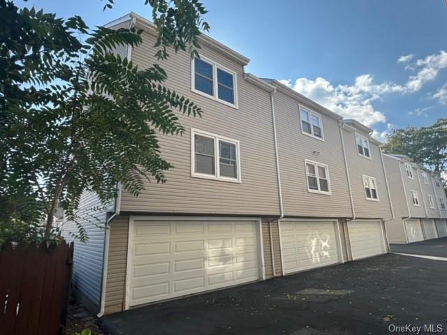 Condo Richmond  Out Of Area, NY 06902, MLS-H6272517-30