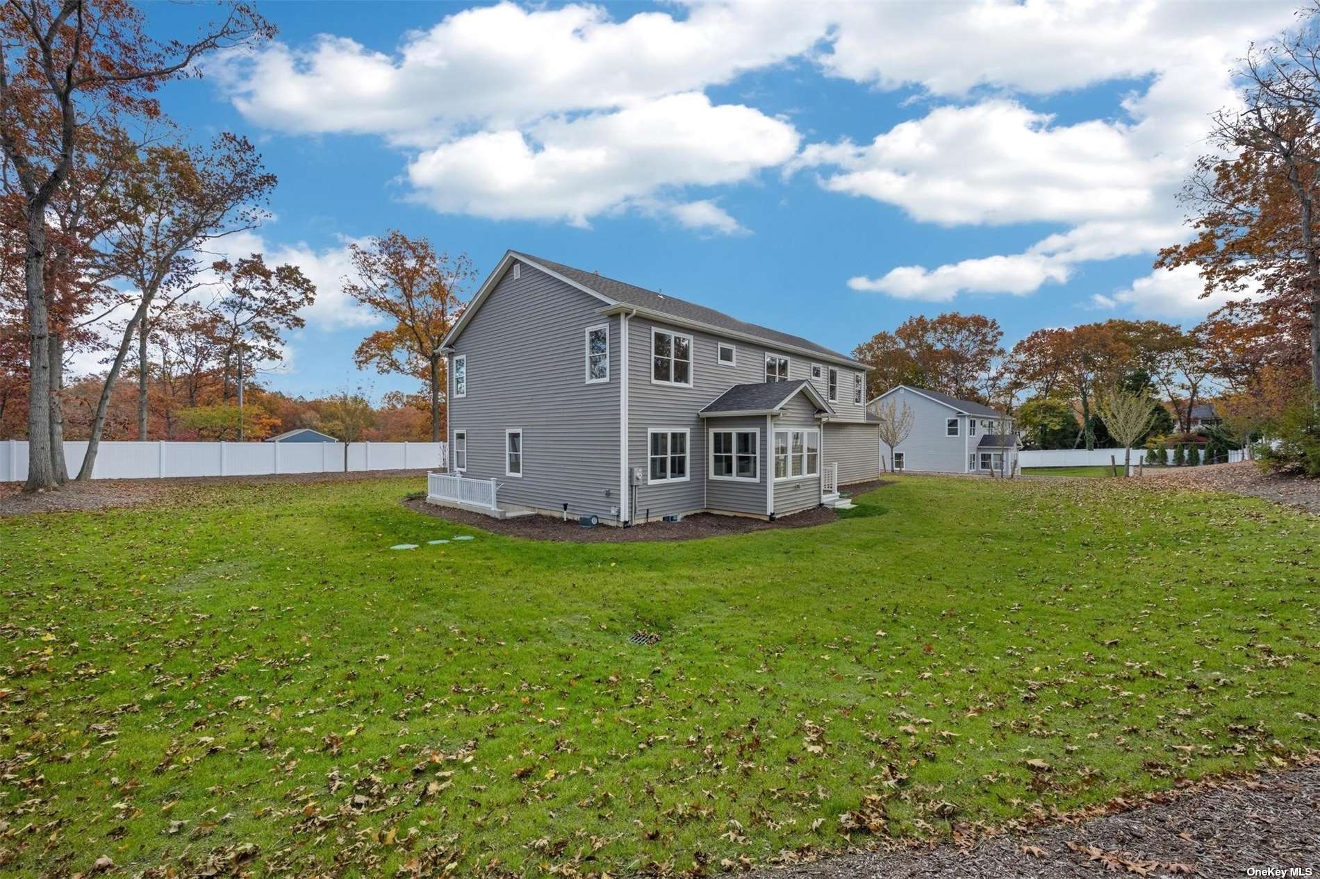 Single Family Town Line  Suffolk, NY 11731, MLS-3517063-31