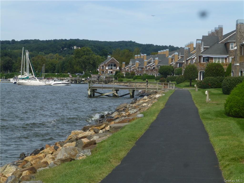 Condo Half Moon Bay  Westchester, NY 10520, MLS-H6270888-31