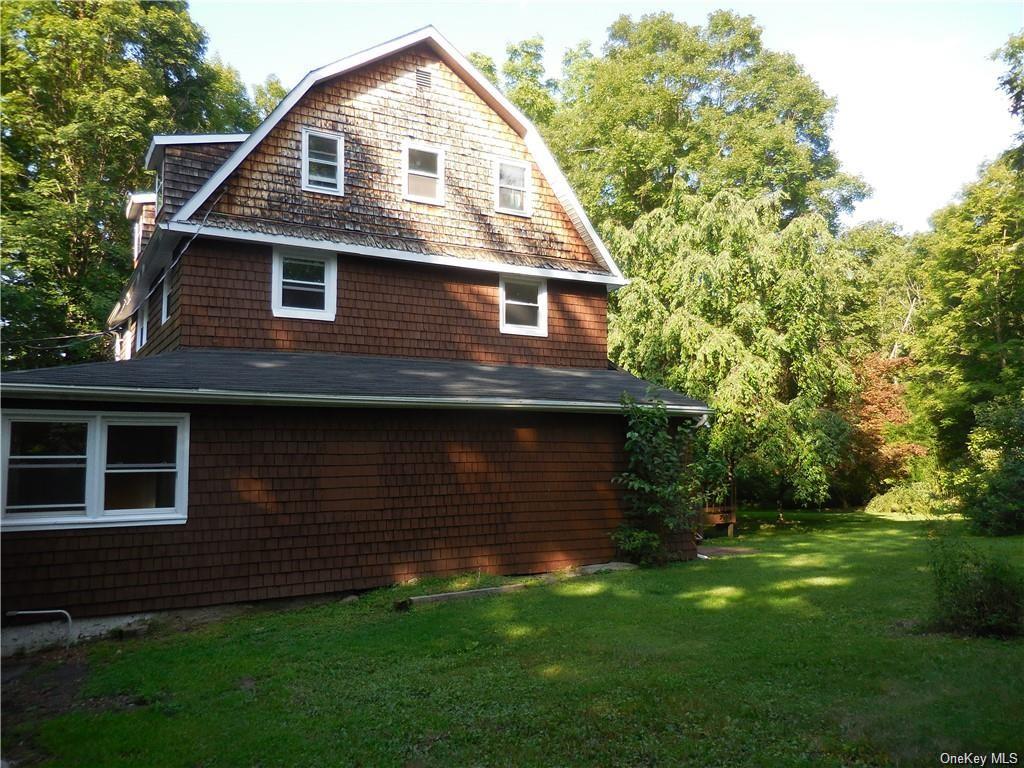 Two Family Mineral Springs  Orange, NY 10930, MLS-H6232021-32