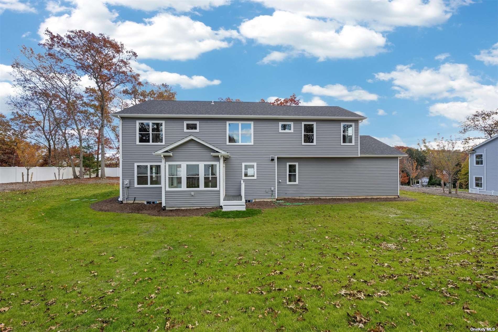 Single Family Town Line  Suffolk, NY 11731, MLS-3517063-32