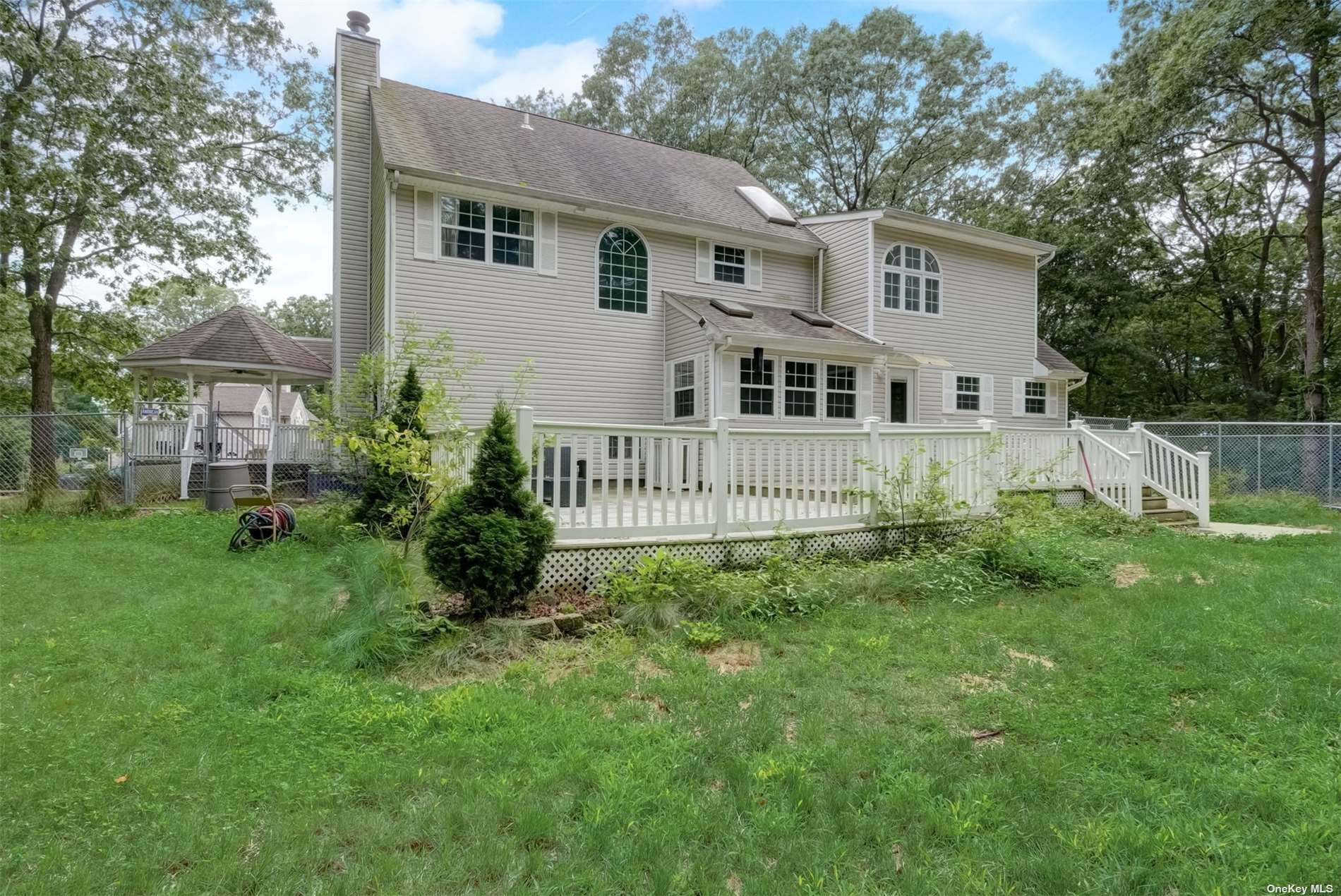 Single Family Barnes  Suffolk, NY 11955, MLS-3496285-32