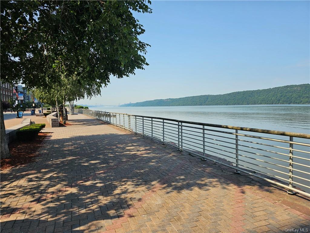 Apartment Water Grant  Westchester, NY 10701, MLS-H6280572-32
