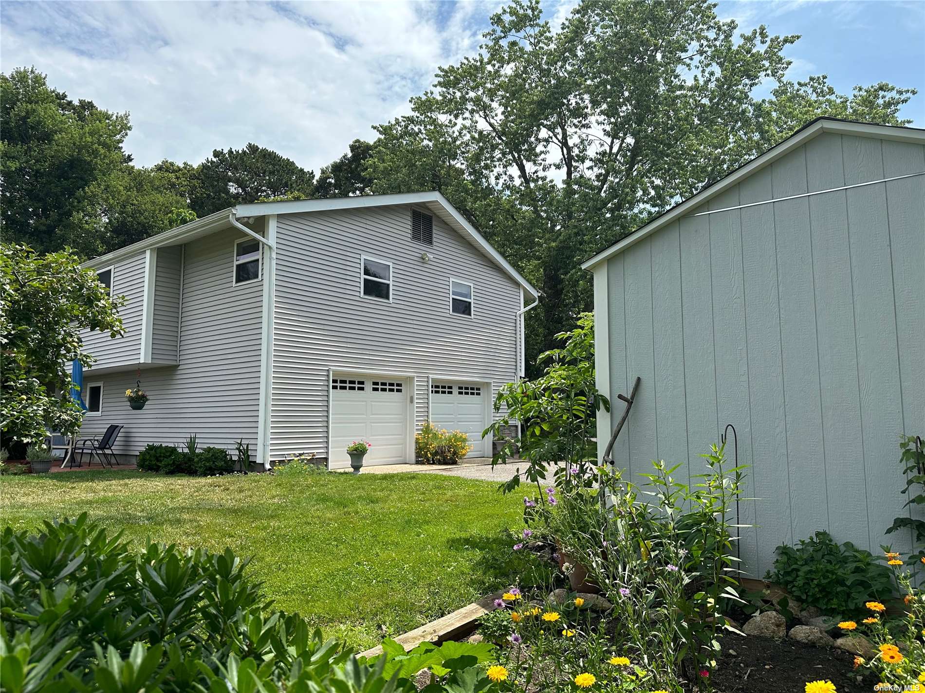 Single Family Baywood  Suffolk, NY 11705, MLS-3488843-32