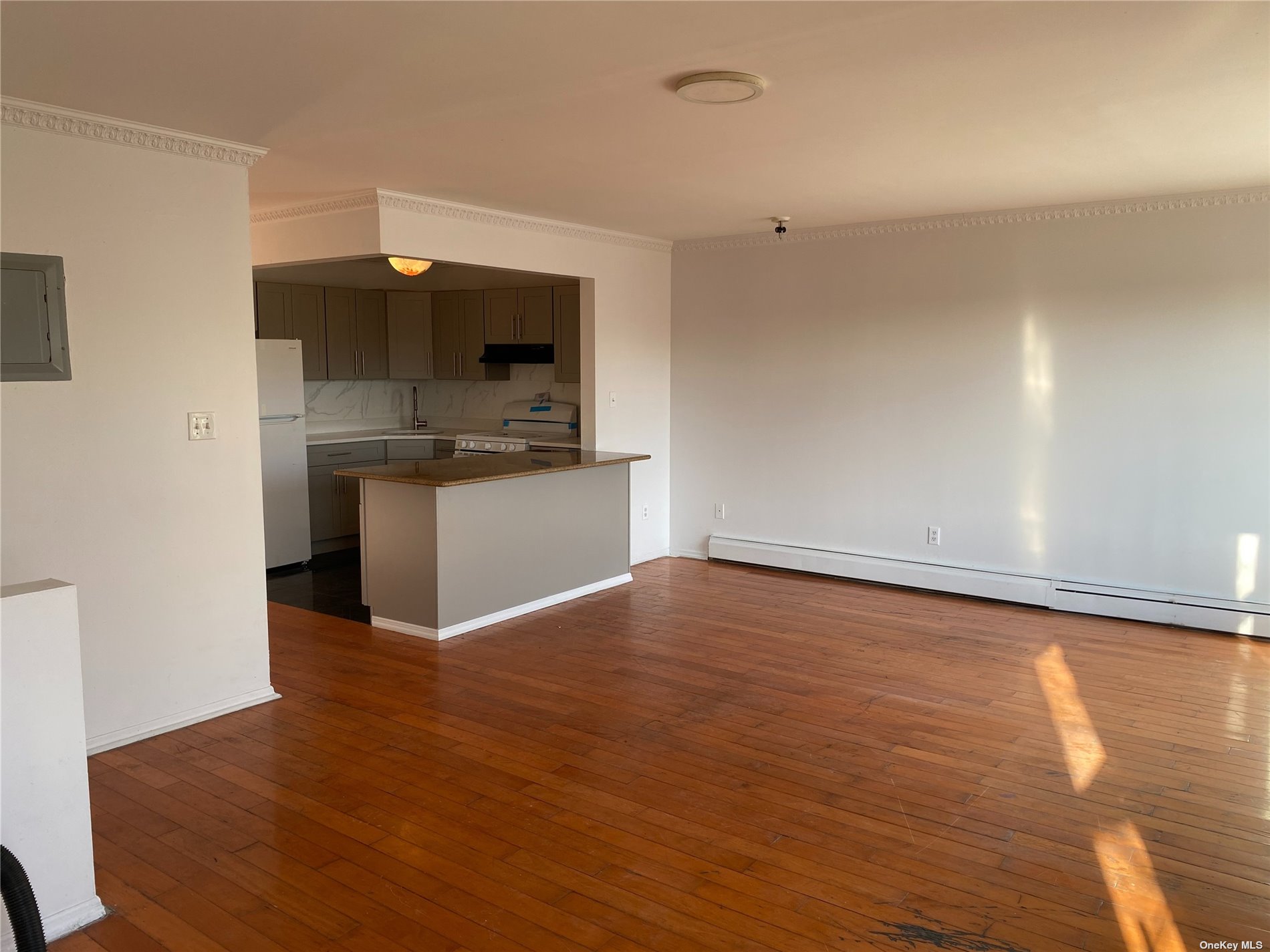 Apartment Beach 92nd  Queens, NY 11693, MLS-3516226-4