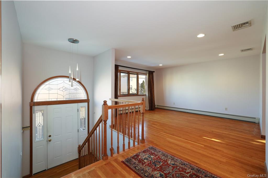 Single Family Bronxville  Westchester, NY 10708, MLS-H6280245-4