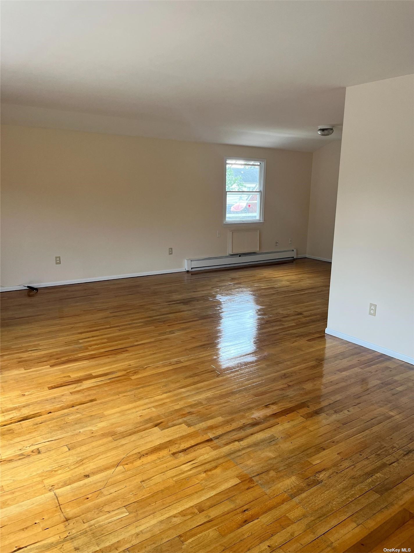 Apartment Borkel Place  Queens, NY 11428, MLS-3509278-4